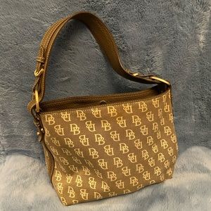 Dooney & Burke shoulder purse